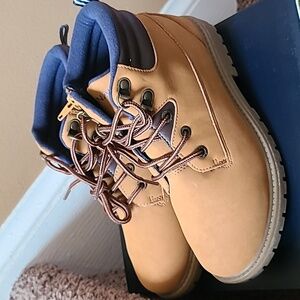 Boys Nautica boots